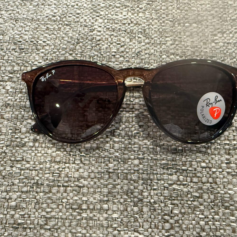 Ray-Ban Erika classic polarized Sunglasses